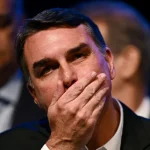 Flávio Bolsonaro aparece filiado ao Missão no TSE, e PL aponta possível fraude