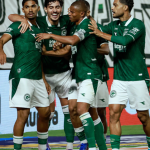 Duas vitórias reacendem esperança; saiba o que o Goiás precisa para subir à Série A