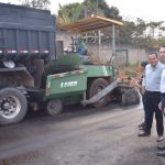 Aparecida de Goiânia: Gestão Leandro Vilela avança com obras de pavimentação em bairros da cidade
