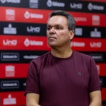 Adson Batista defende fim das bets no Brasil e prevê nova realidade financeira para os clubes