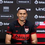 A dois pontos do G6, Atlético-GO inicia sequência que Daniel Peixoto considera “crucial”