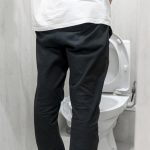 Aumento da próstata pode explicar por que muitos homens acordam à noite para urinar