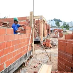 Greve na Caixa preocupa construtores e afeta milhares de obras em Goiás
