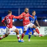 Vila Nova sai na frente, cede empate ao Avaí e deixa escapar liderança da Série B