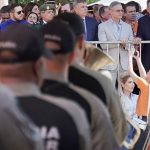 Sandro Mabel abre comemorações dos 93 anos de Goiânia com desfile cívico-militar em Campinas