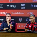 Dívida que não acaba: Atlético-GO sofre novo transfer ban da Fifa