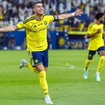Cristiano Ronaldo marca três gols na vitória do Al-Nassr e chega a 985 na carreira