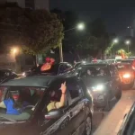 Eleitores de Lula fazem carreata e comemoram resultado das eleições no Centro de Goiânia