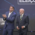 Datafolha: Lula reduz distância e cola em Flávio Bolsonaro