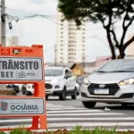 Goiânia terá bloqueios e mudanças no trânsito em cinco cemitérios no Dia de Finados