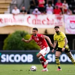 Vila Nova sofre virada nos acréscimos para o São Bernardo e e perde liderança da Série B